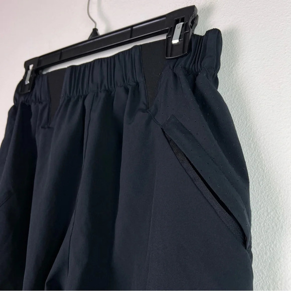 Gymshark Women's Shorts Black Size Small Loose Training Shorts Athletic Running - Picture 3 of 8